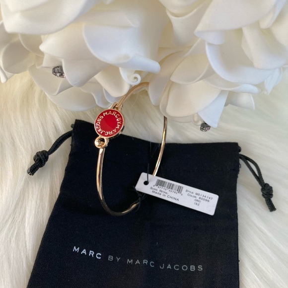 NWT MBMJ Gold Enamel Disc Logo Bangle Bracelet - Picture 6 of 9